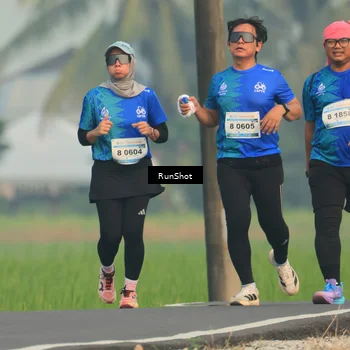 Runner Photo 5935063