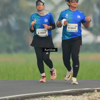 Runner Photo 5935066