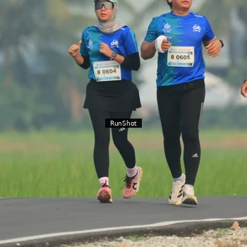 Runner Photo 5935068