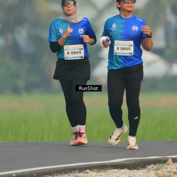 Runner Photo 5935069