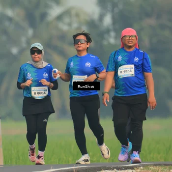 Runner Photo 5935073