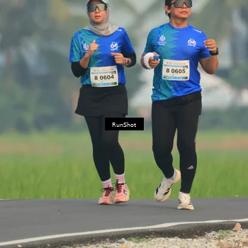Runner Photo 5935079