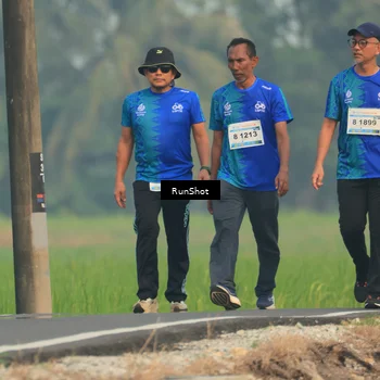 Runner Photo 5935103