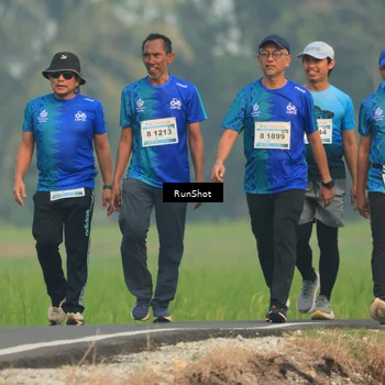 Runner Photo 5935112
