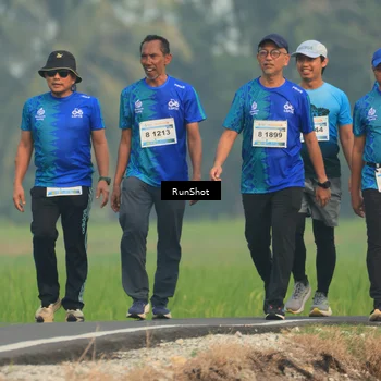 Runner Photo 5935114
