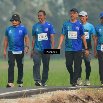 Runner Photo 5935116