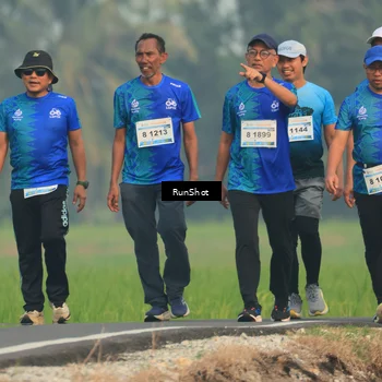 Runner Photo 5935128
