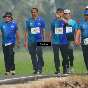 Runner Photo 5935129