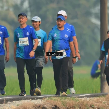 Runner Photo 5935137