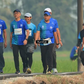 Runner Photo 5935138