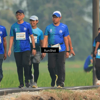 Runner Photo 5935143