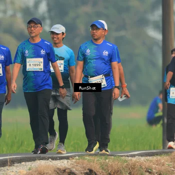 Runner Photo 5935144