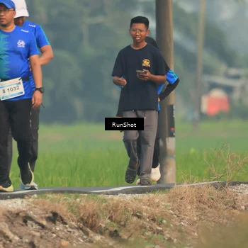 Runner Photo 5935153