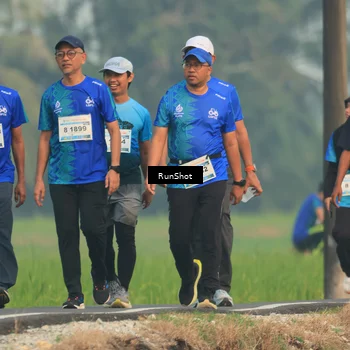 Runner Photo 5935158