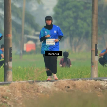Runner Photo 5935159