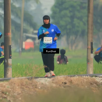 Runner Photo 5935162