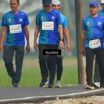 Runner Photo 5935188
