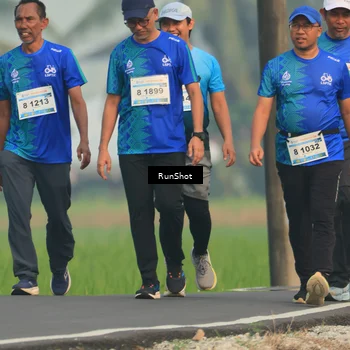 Runner Photo 5935200