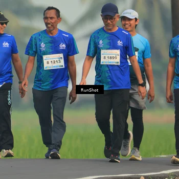 Runner Photo 5935216