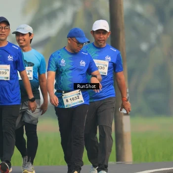 Runner Photo 5935247