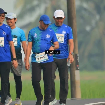 Runner Photo 5935254