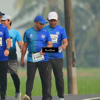 Runner Photo 5935259
