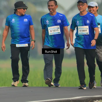 Runner Photo 5935273