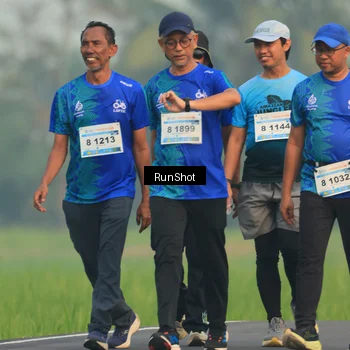 Runner Photo 5935275