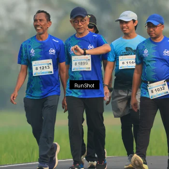 Runner Photo 5935277