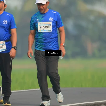Runner Photo 5935308