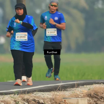 Runner Photo 5935311