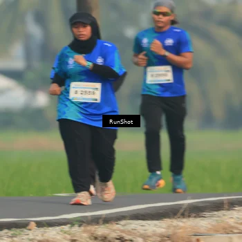 Runner Photo 5935314