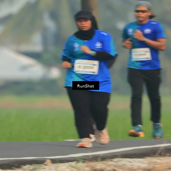 Runner Photo 5935315
