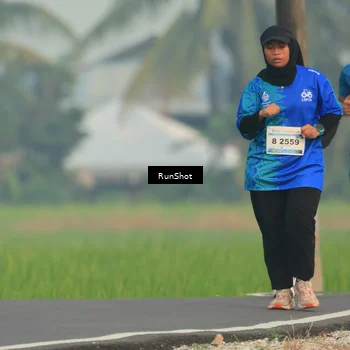 Runner Photo 5935316
