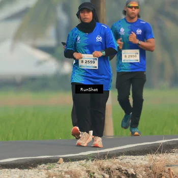 Runner Photo 5935328