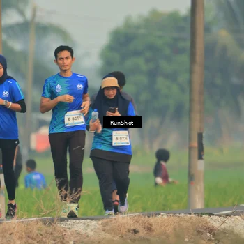 Runner Photo 5935350