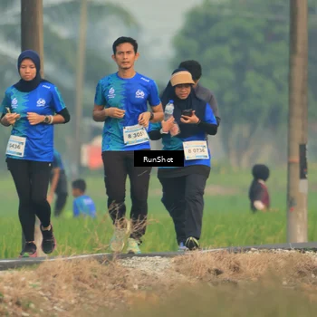 Runner Photo 5935356