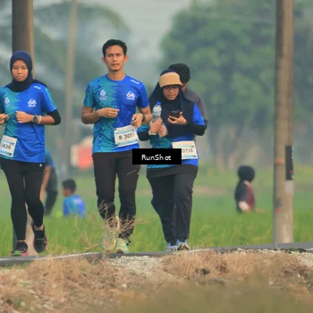 Runner Photo 5935357
