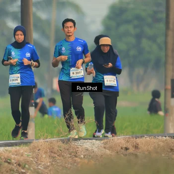 Runner Photo 5935367