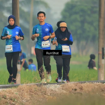 Runner Photo 5935368