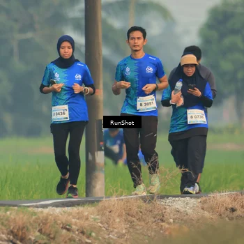 Runner Photo 5935389