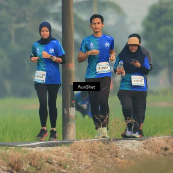 Runner Photo 5935393