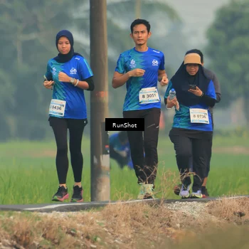 Runner Photo 5935396