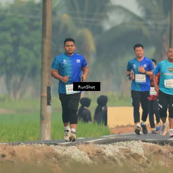 Runner Photo 5935400