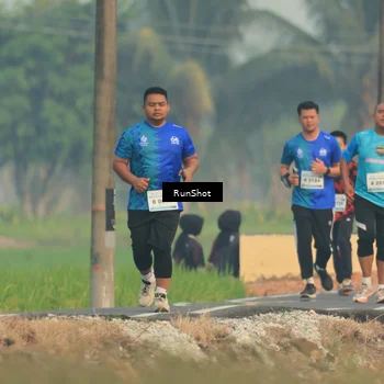 Runner Photo 5935402