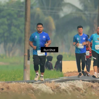 Runner Photo 5935403