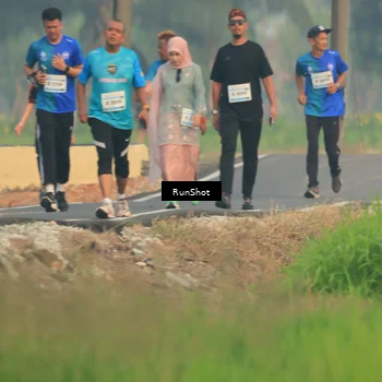 Runner Photo 5935418