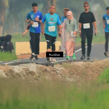 Runner Photo 5935427