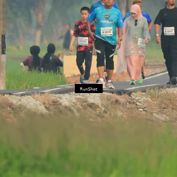 Runner Photo 5935437