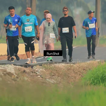 Runner Photo 5935450